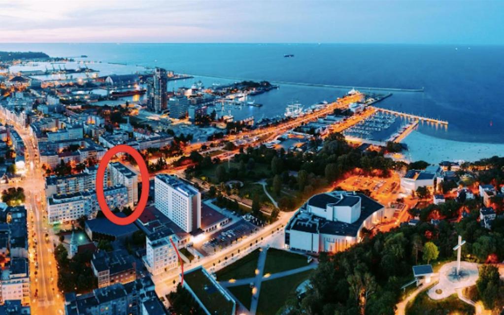 9Th Floor Skwer Kosciuszki Z Widokiem Na Morze Apartment Gdynia Ngoại thất bức ảnh